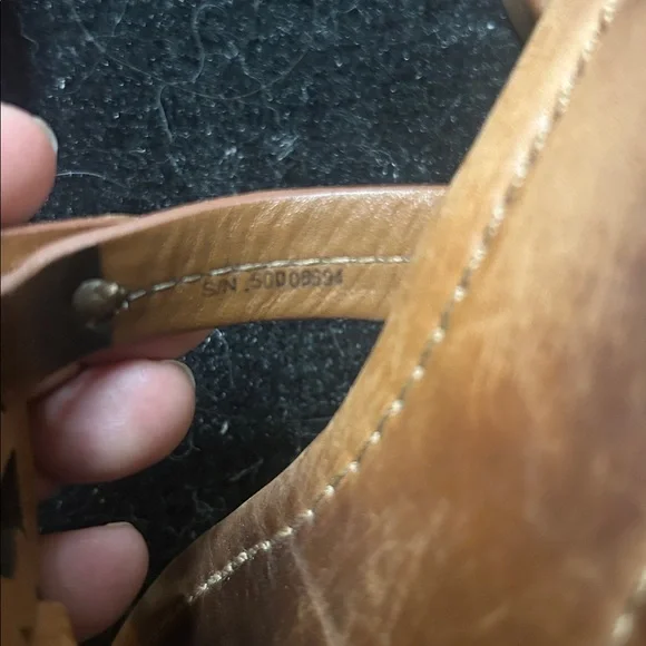 Tory Burch Tan Leather Thong Sandals - Picture 5 of 5
